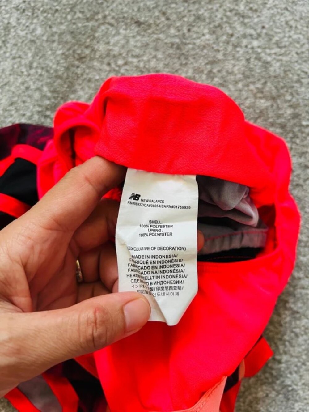 New Balance short size S - Picture 3 of 4